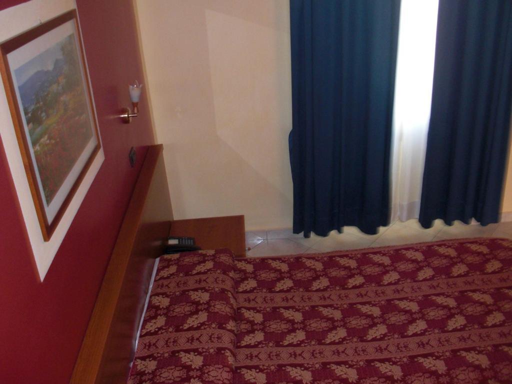 Hotel Legnano Zewnętrze zdjęcie